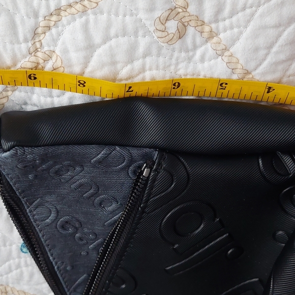 Handbag - Picture 4 of 5